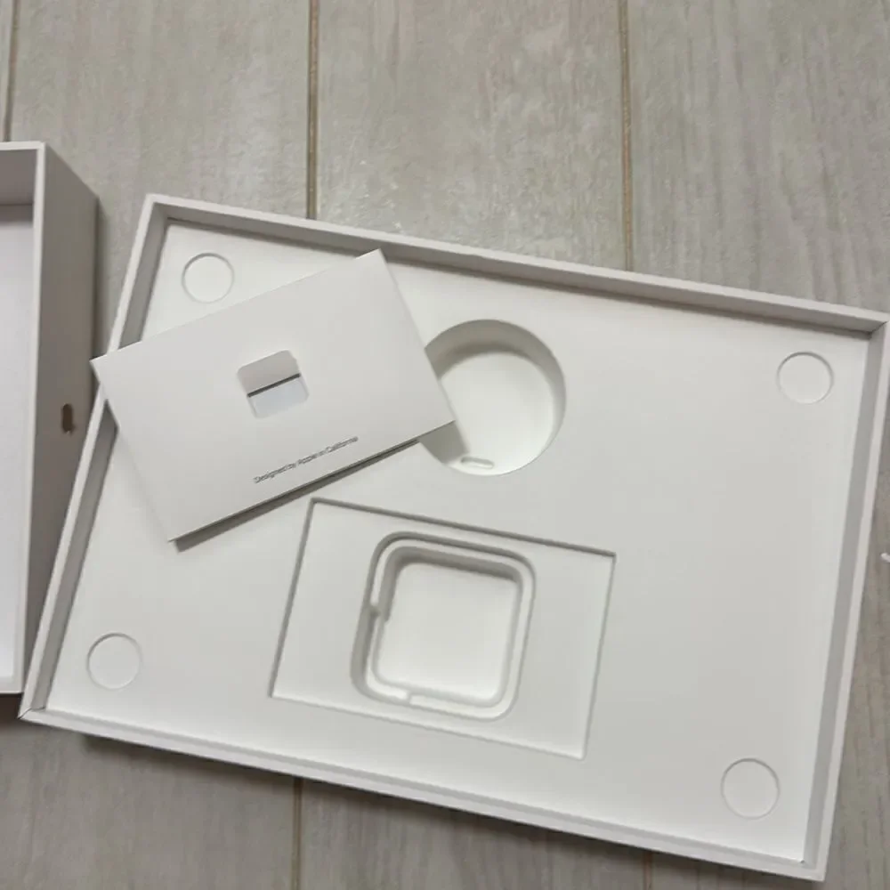 New Apple MacBook Air 13 inch box